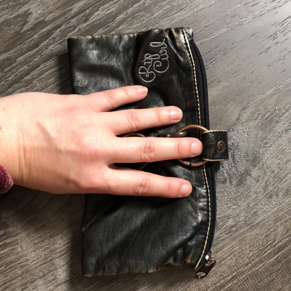 Rip Curl Vintage Rustic Clutch - Picture 13 of 13